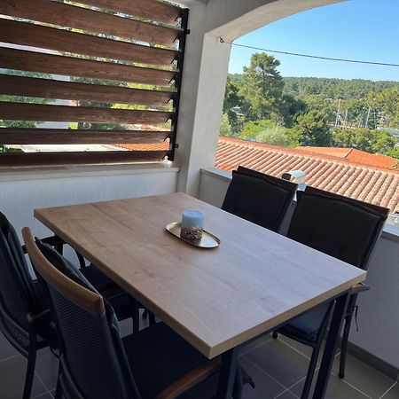 Apartment Bagaric Stari Grad  Exterior foto